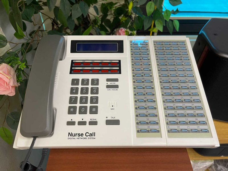 Máy chủ quản lý hệ thống gọi y tá Medi DN-9020MS